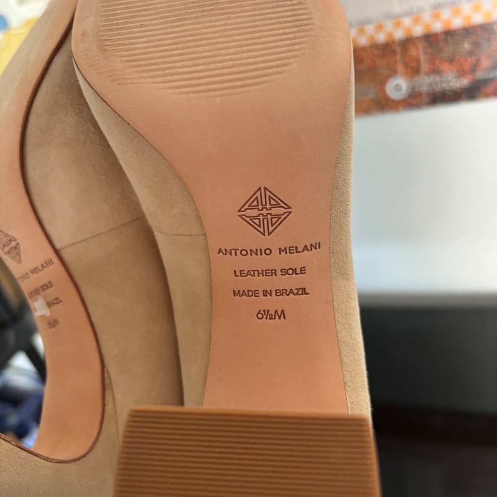 Antonio Melani Tan Suede Square Toe Block Heel Pumps Size 6.5M Made in Brazil - Picture 6 of 6